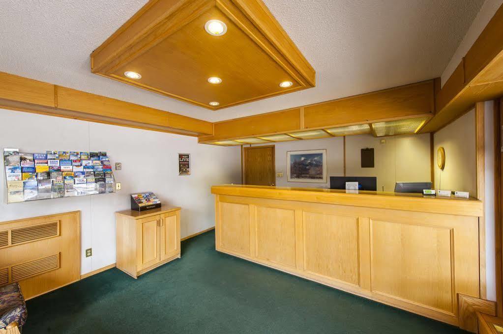 The Dorothy Motel แบมฟ์ ภายนอก รูปภาพ